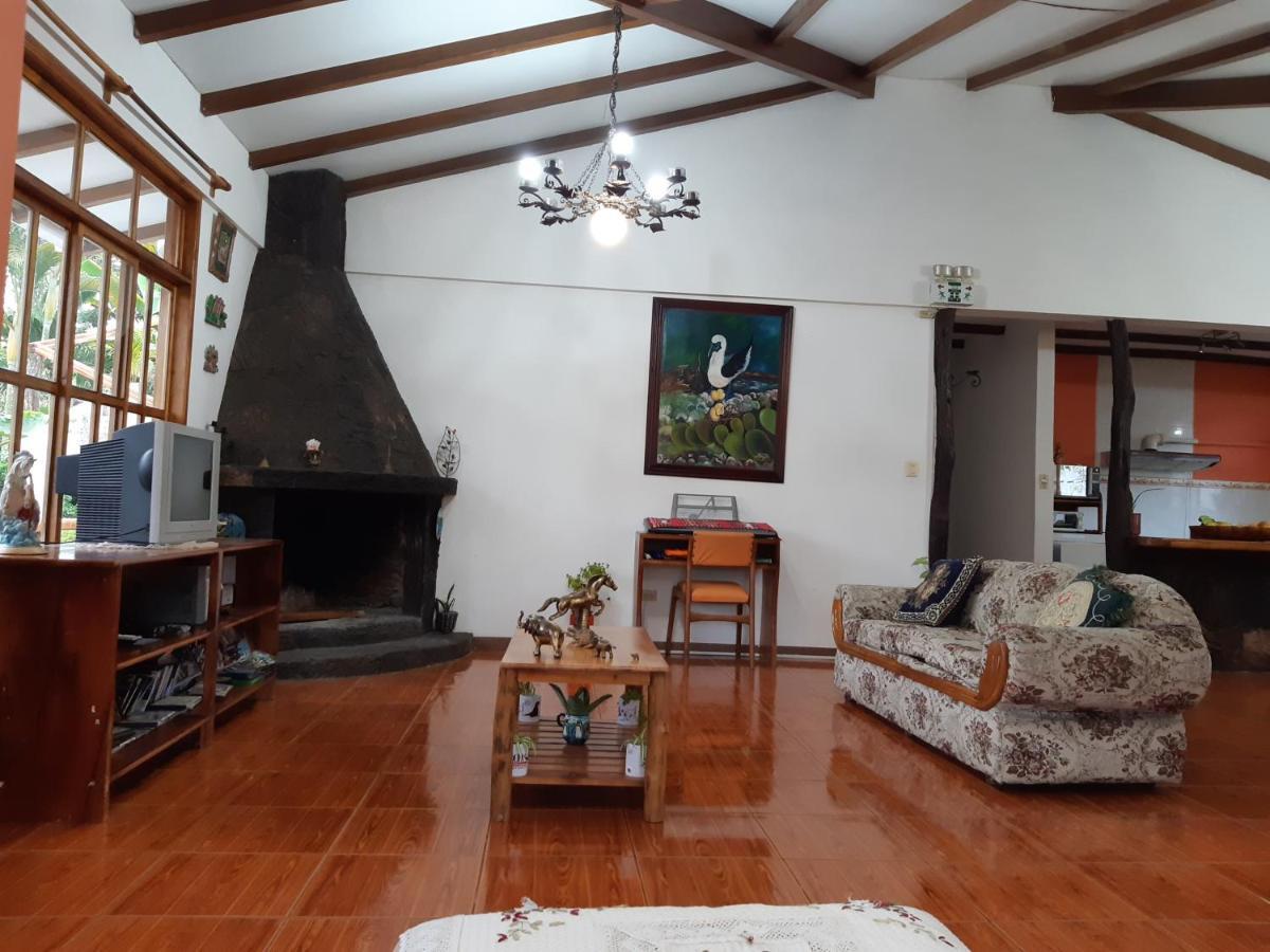 Suymar Ecolodge Galapagos Puerto Ayora  Bagian luar foto