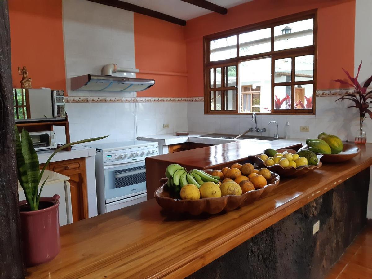 Suymar Ecolodge Galapagos Puerto Ayora  Bagian luar foto